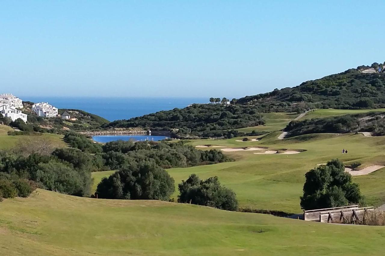 Apartamento Estepona Golf ภายนอก รูปภาพ